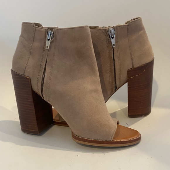 Dolce Vita booties size 6 - Picture 4 of 11